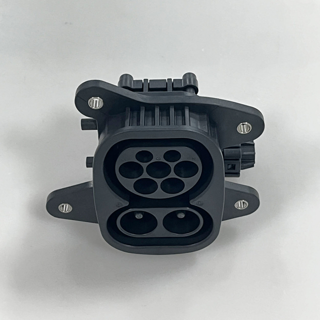 IEC 62196 European Standard EV Charge Inlet 63A 80A 125A 150A 200A CCS2 DC EV Charging Socket for Car Side